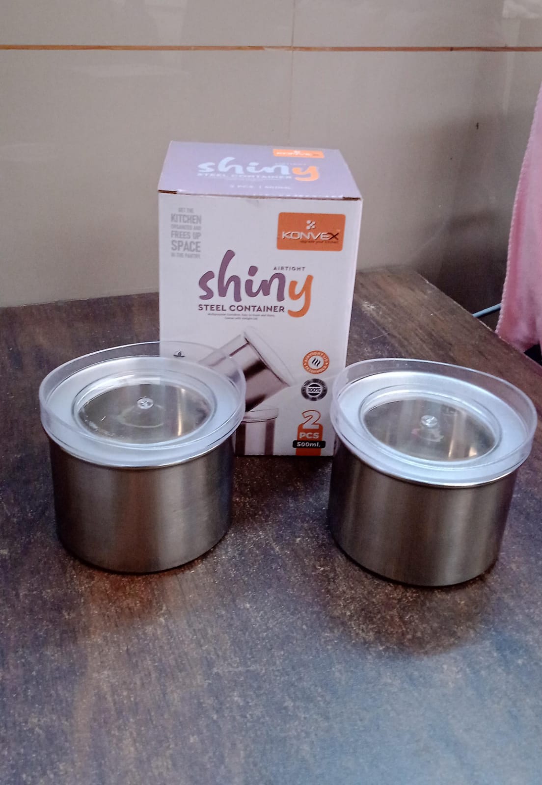 Wukusy stainless steel airtight containers with transparent lids, 2-pack, 500ml capacity for kitchen storage and organization.