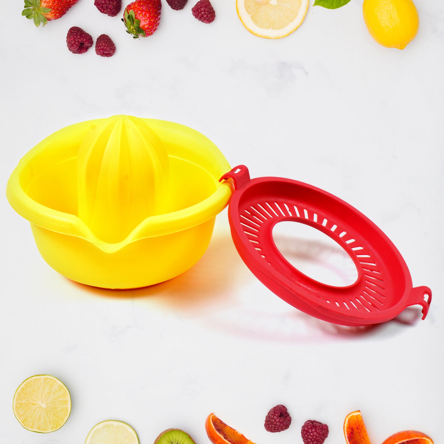 Wukusy orange juicer machine hand press on kitchen countertop, 300 ml capacity for fresh juice extraction.