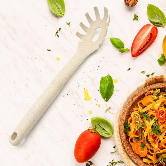 Wukusy plastic kitchen accessories set including whisk, pasta spoon, and soup spoon, heat-resistant and non-stick for cooking.