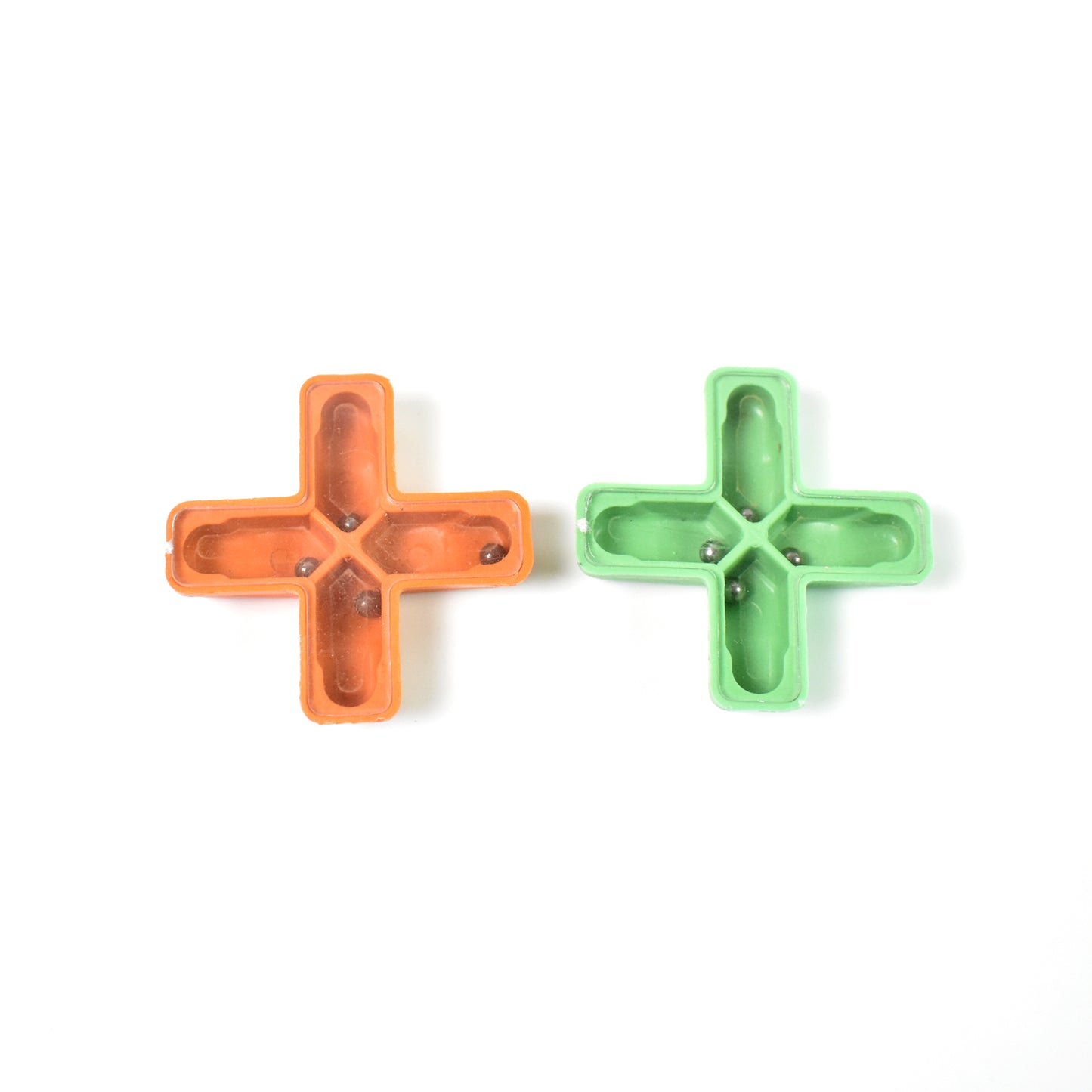 Wukusy Magic Toys Magic Cross puzzle in mixed colors, a fun magic trick toy for kids with vibrant design.