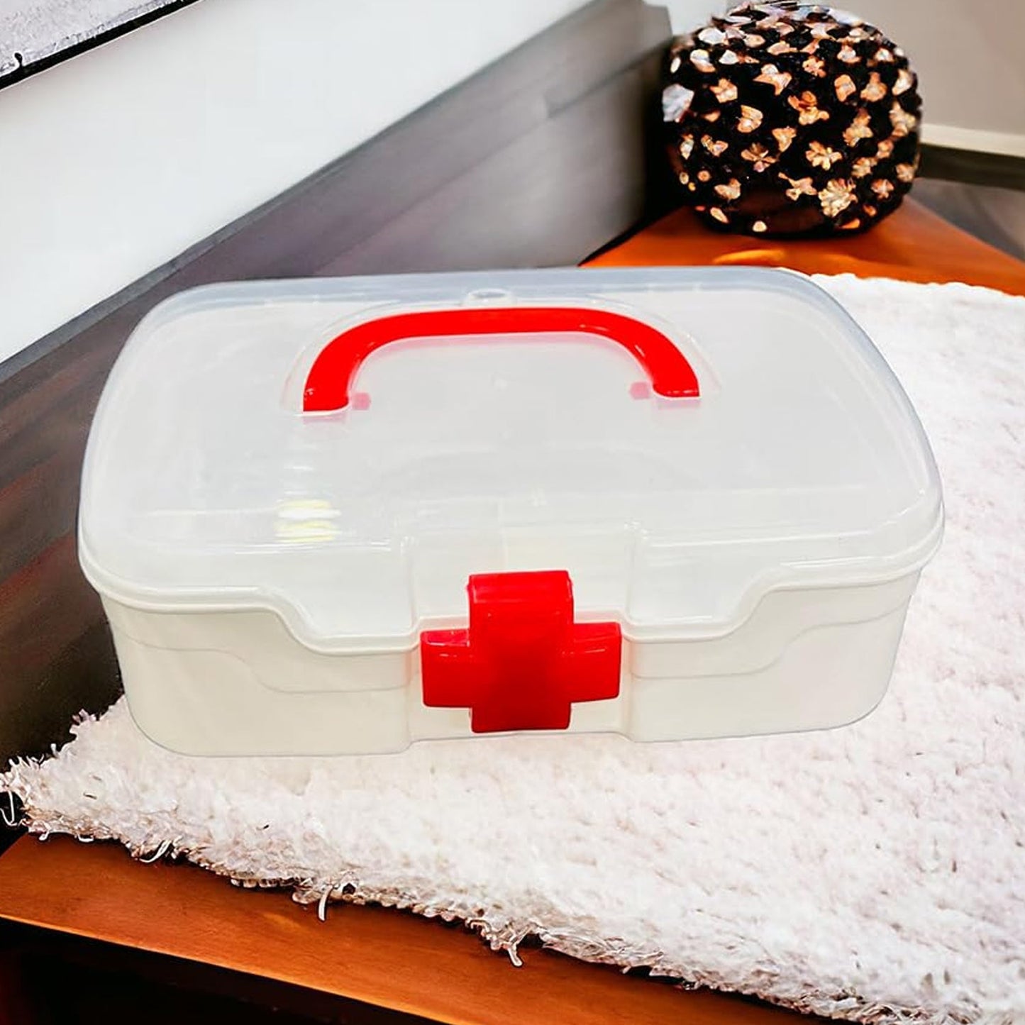 Wukusy 3-compartment medical box with transparent lid, handle, detachable tray for storing medicine and first aid supplies.
