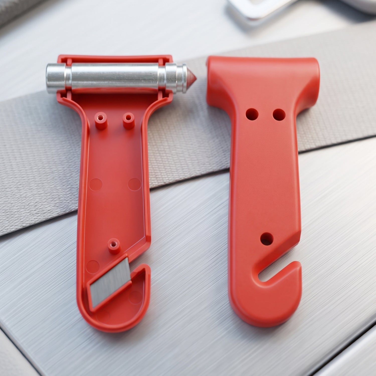 Wukusy 2-in-1 car safety hammer with emergency window breaker and seatbelt cutter, shown in black with ergonomic design.
