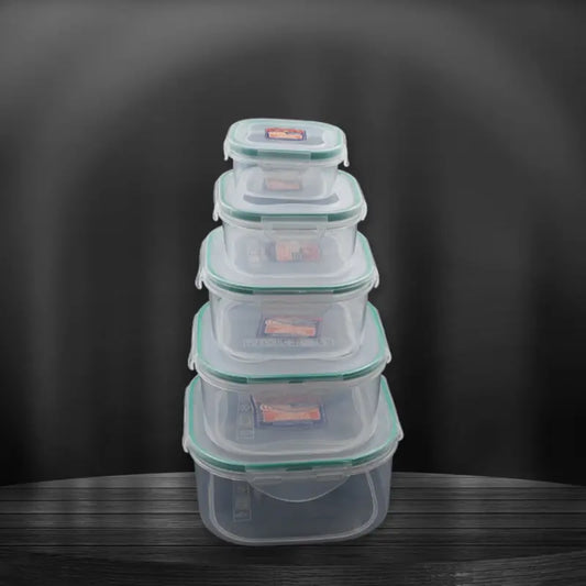 Ekom kitchen containers set with five plastic fridge storage boxes featuring snap-seal lids for organized kitchen storage.