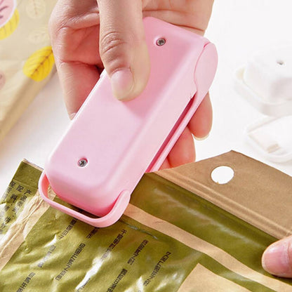 Wukusy 7675 mini plastic bag sealer, portable handheld sealing machine for sealing plastic bags, compact home improvement tool