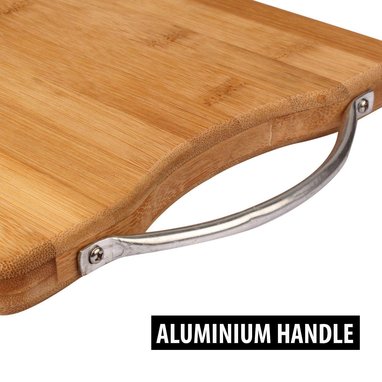 Wukusy 2920 wooden chopping and cutting board with anti-skid mat for kitchen food prep and cutting tasks