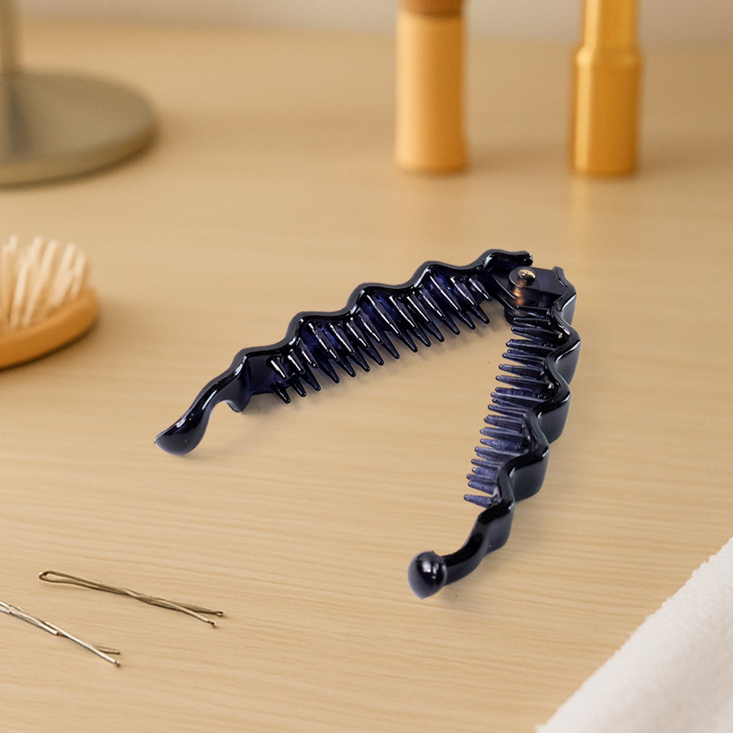 Wukusy plastic hair claw clips set with 12 colorful strong hair accessories for styling and securing hair easily.