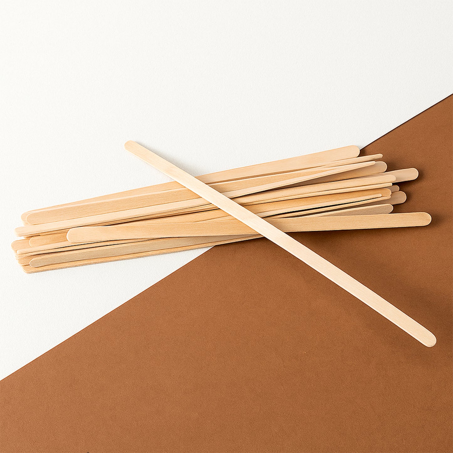 Wukusy Freshee wooden coffee stirrers, 30-pack, natural light-colored disposable stir sticks for home and kitchen use.