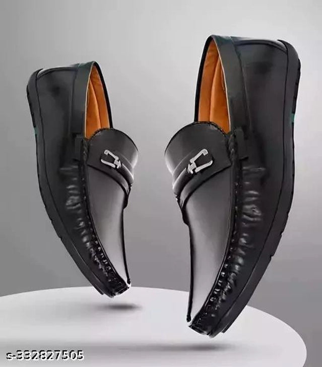 Men's black and tan loafers from 15890, stylish leather loafers for men, size 6, featuring slip-on design and classic detailing.