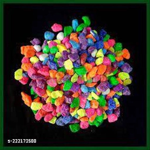Multicolor decoration pebbles stones for pet beds, 3000g, shown arranged in a pile with smooth, rounded surfaces and vibrant colors.