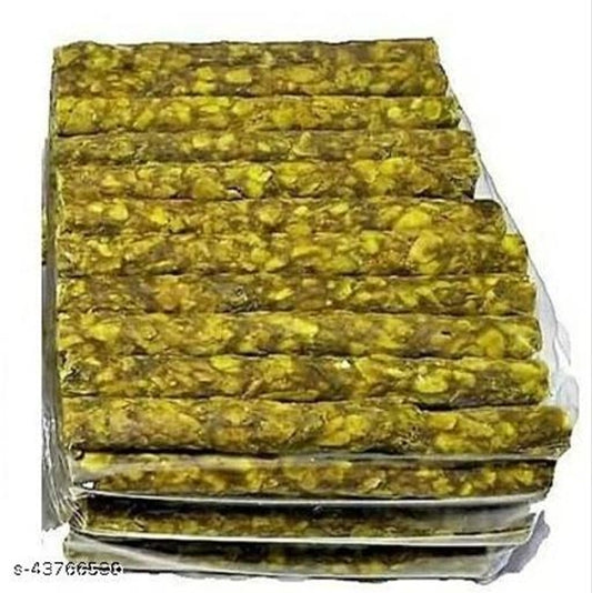 Rawhide chicken flavor chew stick for dogs, 400g, from 15929, suitable as a tasty pet treat or chew toy