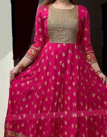 Dark pink rayon printed kurti for women, short-sleeve cotton kurti with floral design from 13975.