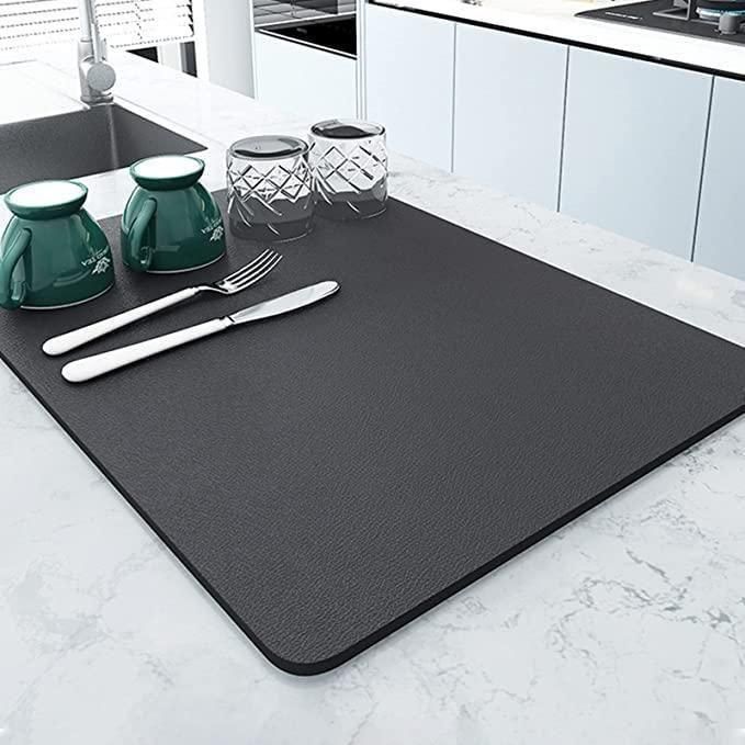 Set of two lightweight, washable quick-drying kitchen mats from 19378, ideal for easy cleaning and quick drying.