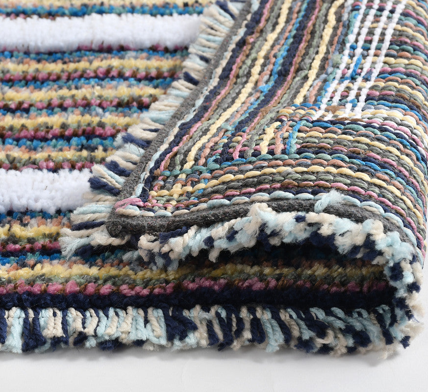 Set of two 40x60cm microfiber doormats with anti-skid backing, washable and ultra soft for bathroom or entryway use.