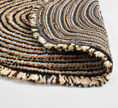 Pair of 40x60cm microfiber anti-skid washable bathmats in beige with textured surface and non-slip backing.