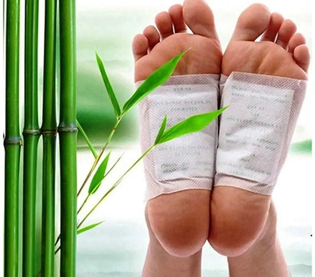 Photo frame featuring Kinoki Detox Foot Patches pack of 10, showcasing the product packaging and design.