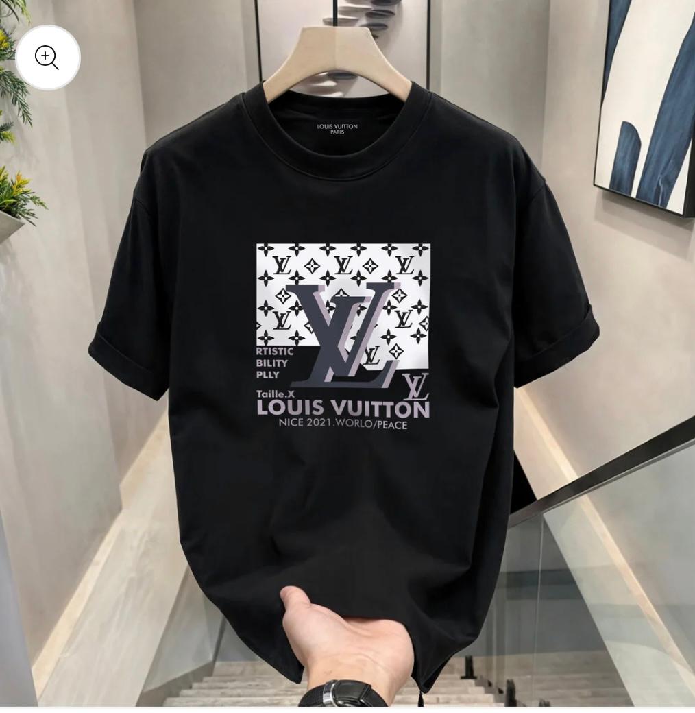 Men's 18537 T-shirt featuring a comfortable fit and simple design, displayed on a plain background.