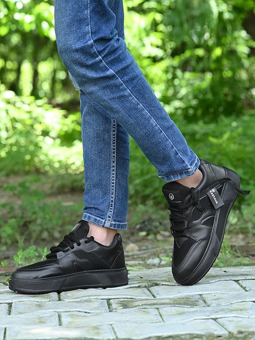 Black Kastava men's sports shoes, casual athletic sneakers with a sleek design and comfortable fit for active wear.