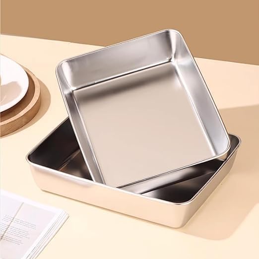 Stainless steel storage plate and baking tray with cover, non-stick baking pan for food storage and baking purposes.