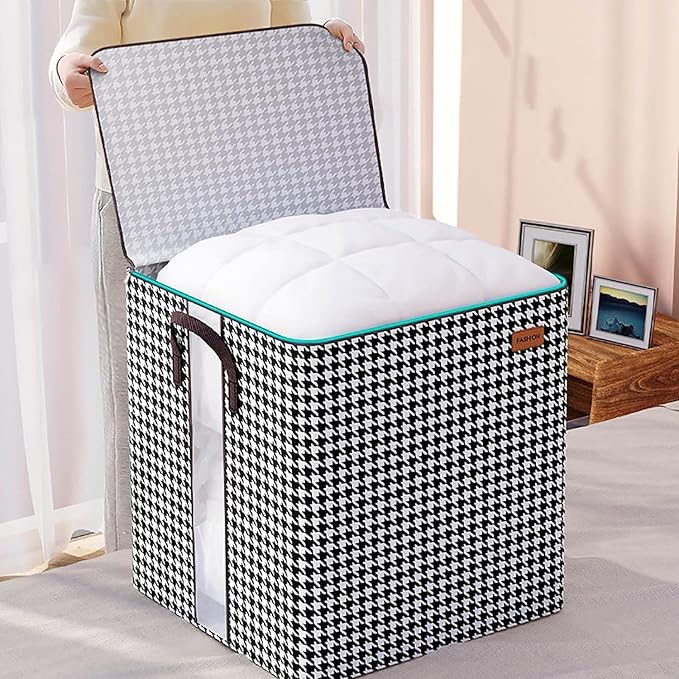 Clear window produce storage bag with foldable handle and strong zipper, designed for bedding and blankets by 18049.