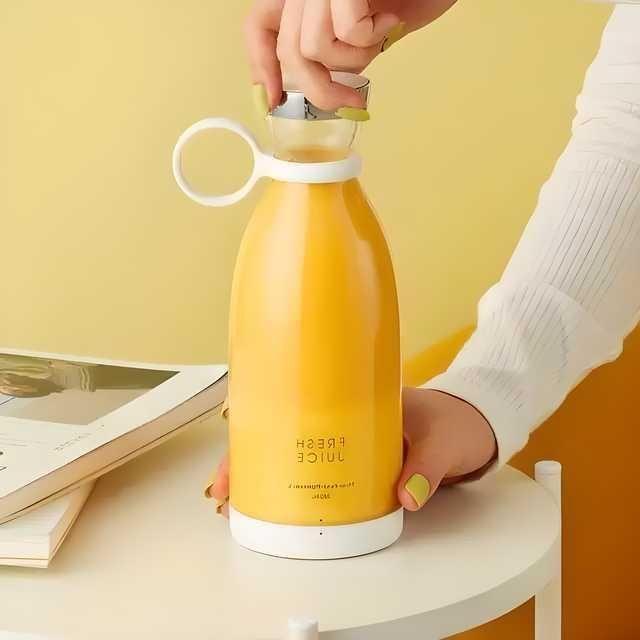 Assorted electric portable mini juicer bottles from 18052, compact and lightweight for fresh juice on the go.