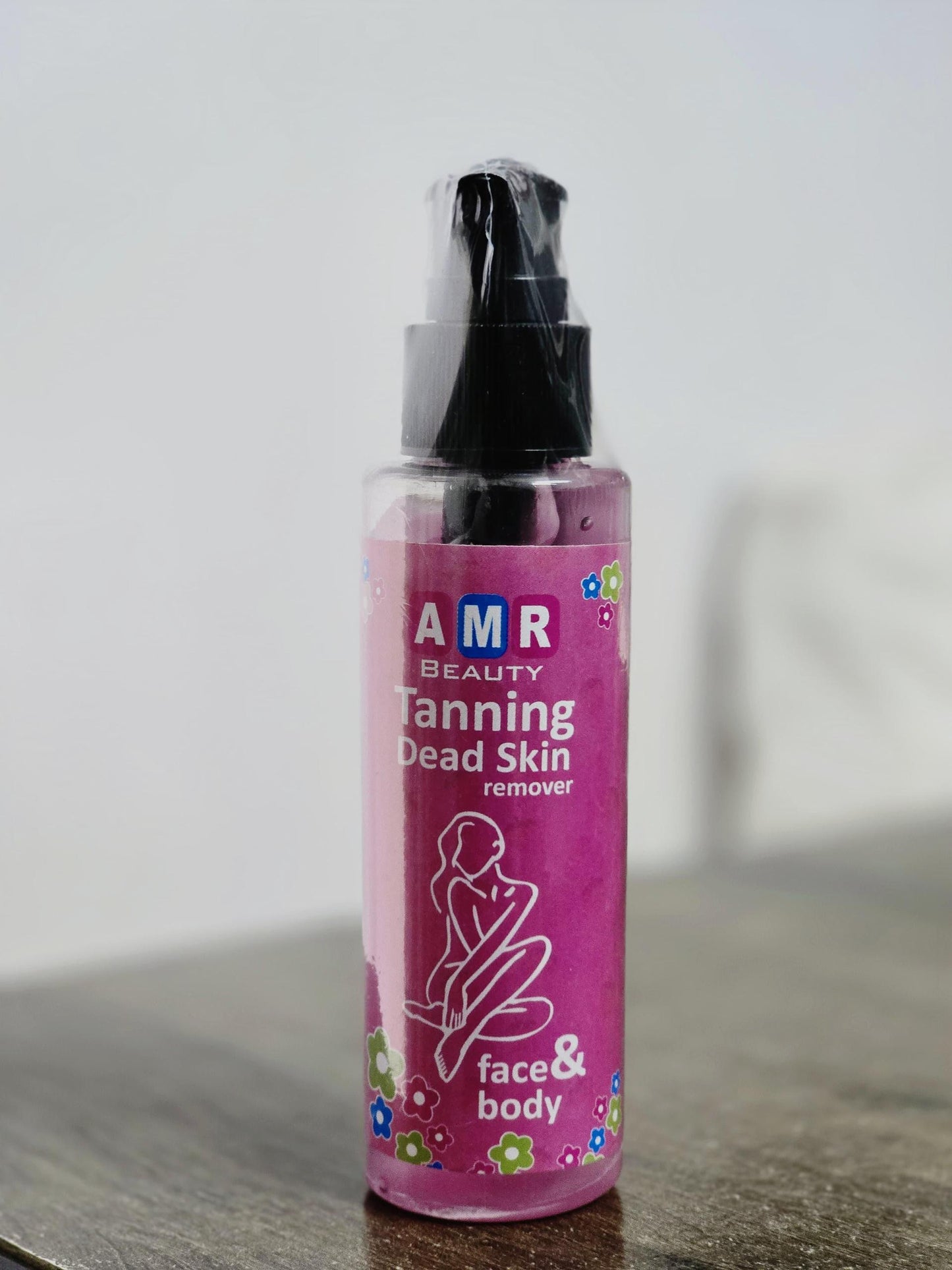 18074 Tanning Dead Skin Remover for stretch marks and scars, natural cream to exfoliate and improve skin texture.