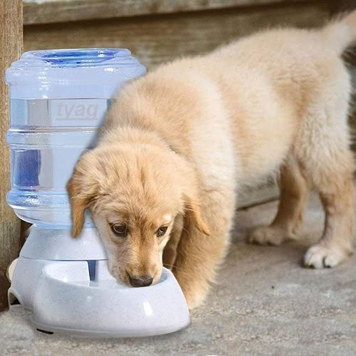 Multicolor 3.5L automatic pet water and food dispenser with gravity feed for cats, large capacity pet feeding bowl.