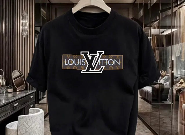 Black men's T-shirt from brand 18537, featuring a classic fit and soft cotton fabric.