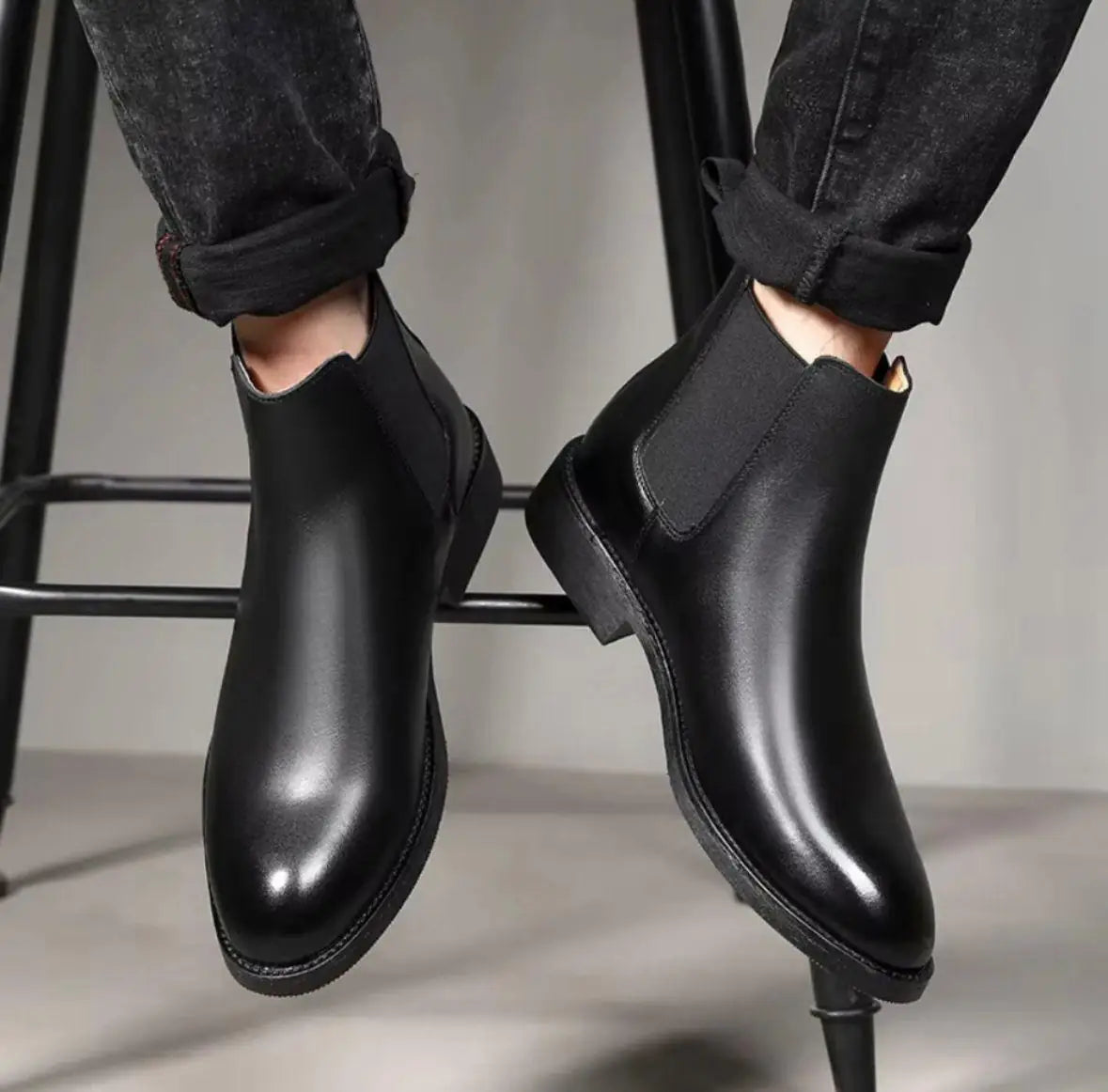 Mens casual synthetic boots from 18644, featuring a stylish design, durable construction, and comfortable fit for everyday wear.
