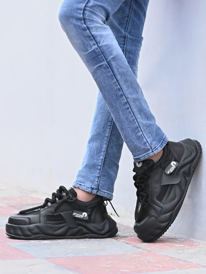 Black men's sport shoes by 18894, featuring athletic design and breathable material for active wear.