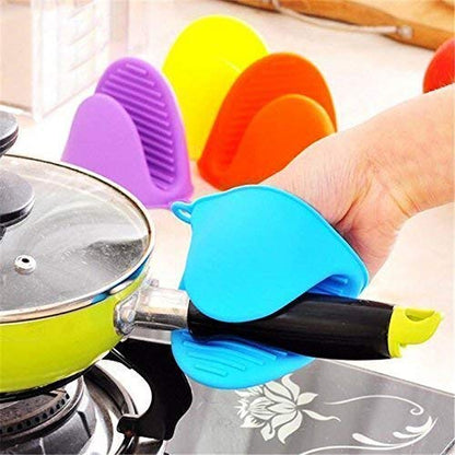 Multicolor silicone pot holders and oven mitts from 19357, heat-resistant kitchen tool for cooking and handling hot cookware.
