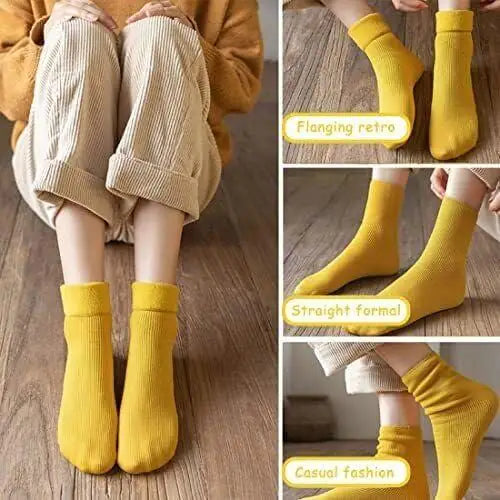 Two pairs of 19378 moisturizing thermal socks, thick and warm, designed for comfort and moisture retention.