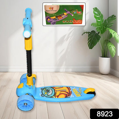 Wukusy jumbo kids' scooter with two wheels, steel frame, foldable design, and adjustable height for easy riding.