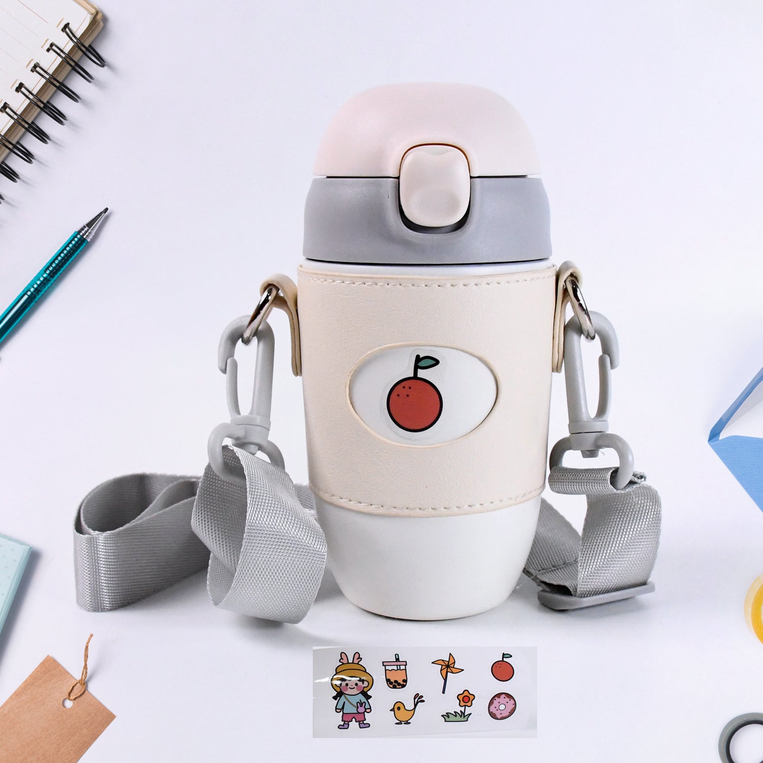 Wukusy stainless steel coffee tea bottle, 350ml insulated water bottle with a sleek silver design and screw-top lid.