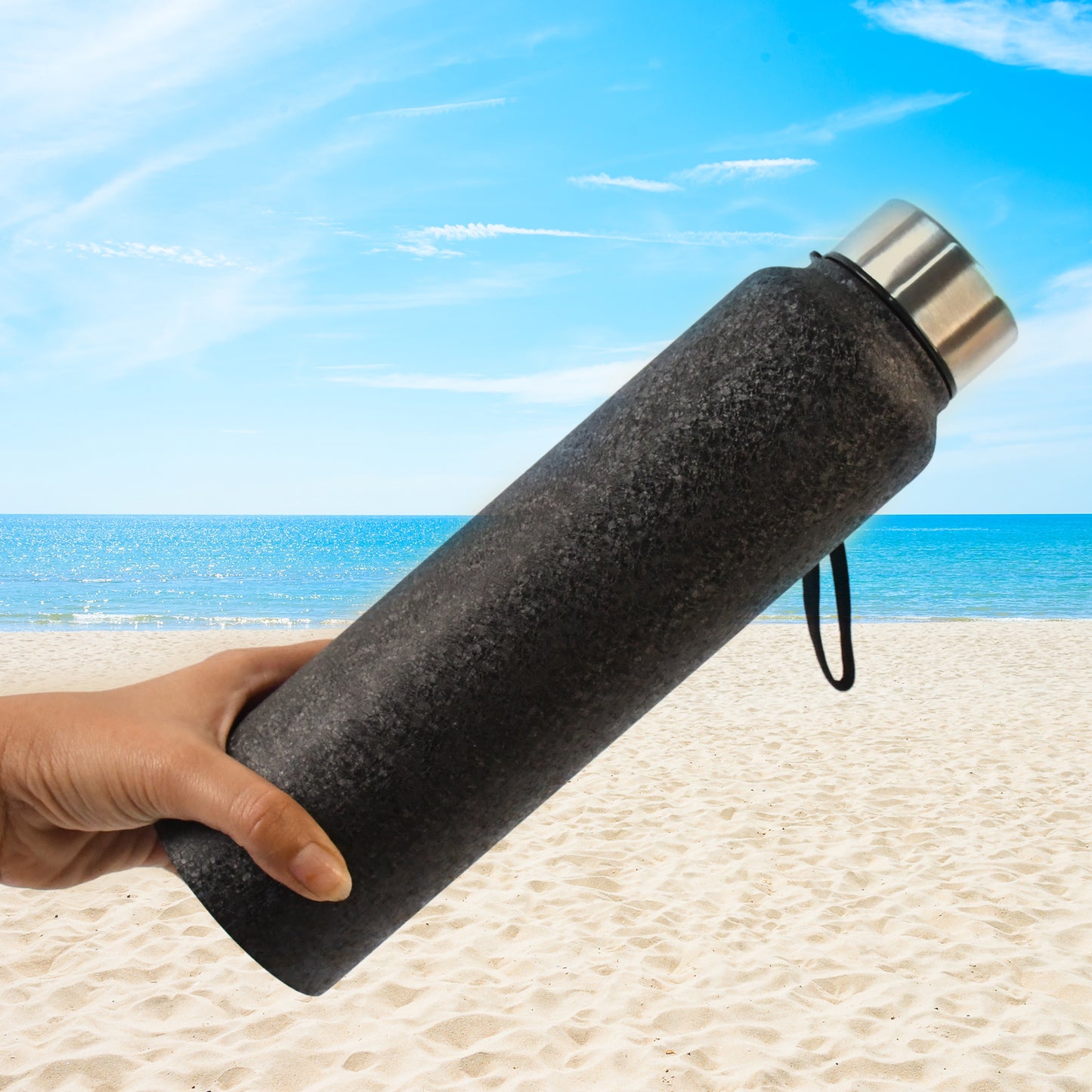 Wukusy stainless steel double wall vacuum-insulated water bottle, 1000ml, with a sleek silver finish and secure lid.