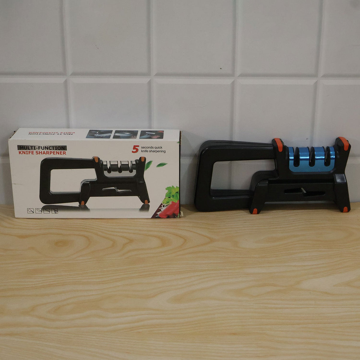 Manual Metal Knife Sharpener With 3 Stage System And Ergonomic Non Slip Handle