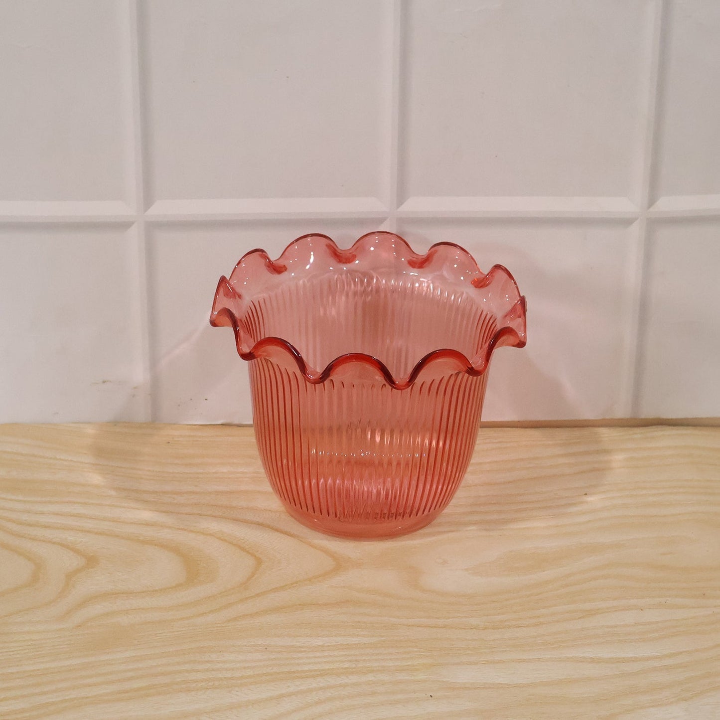 Decorative ruffled flower pot planter by Wukusy, designed for home table decor and plant display, with a stylish vase shape.