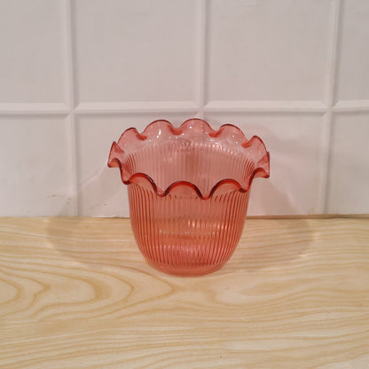 Decorative ruffled flower pot planter by Wukusy, designed for home table decor and plant display, with a stylish vase shape.