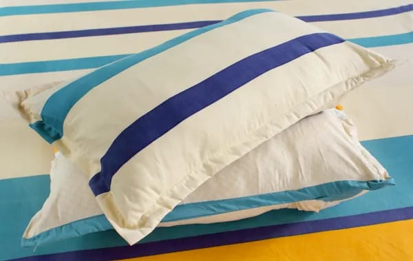 Super soft glace cotton double bedsheet with elastic fitted design and two pillow covers, 72x78 inches, by brand 20027.