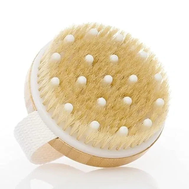 Wood bath brush with handle, soft nylon mesh back cleaner, suitable for men and women, used as a loofah bath sponge for body cleansing.