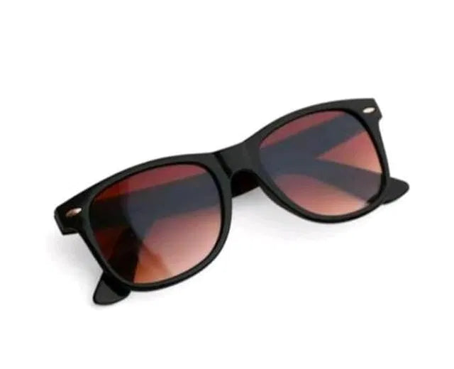 Stylish men's sunglasses from brand 26075 with a sleek frame, suitable for both women and men, perfect for outdoor wear.