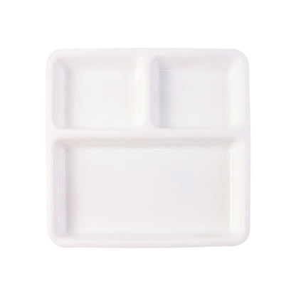 Wukusy plastic 3-compartment meal plate with divided sections for serving food, lightweight and durable for convenient meal presentation
