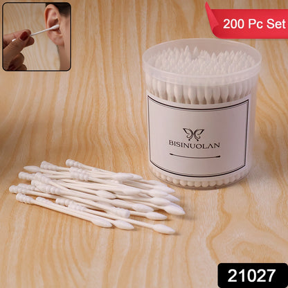 Set of two packs of Wukusy cotton ear buds, each containing 200 biodegradable ear cleaning swabs with white tips.