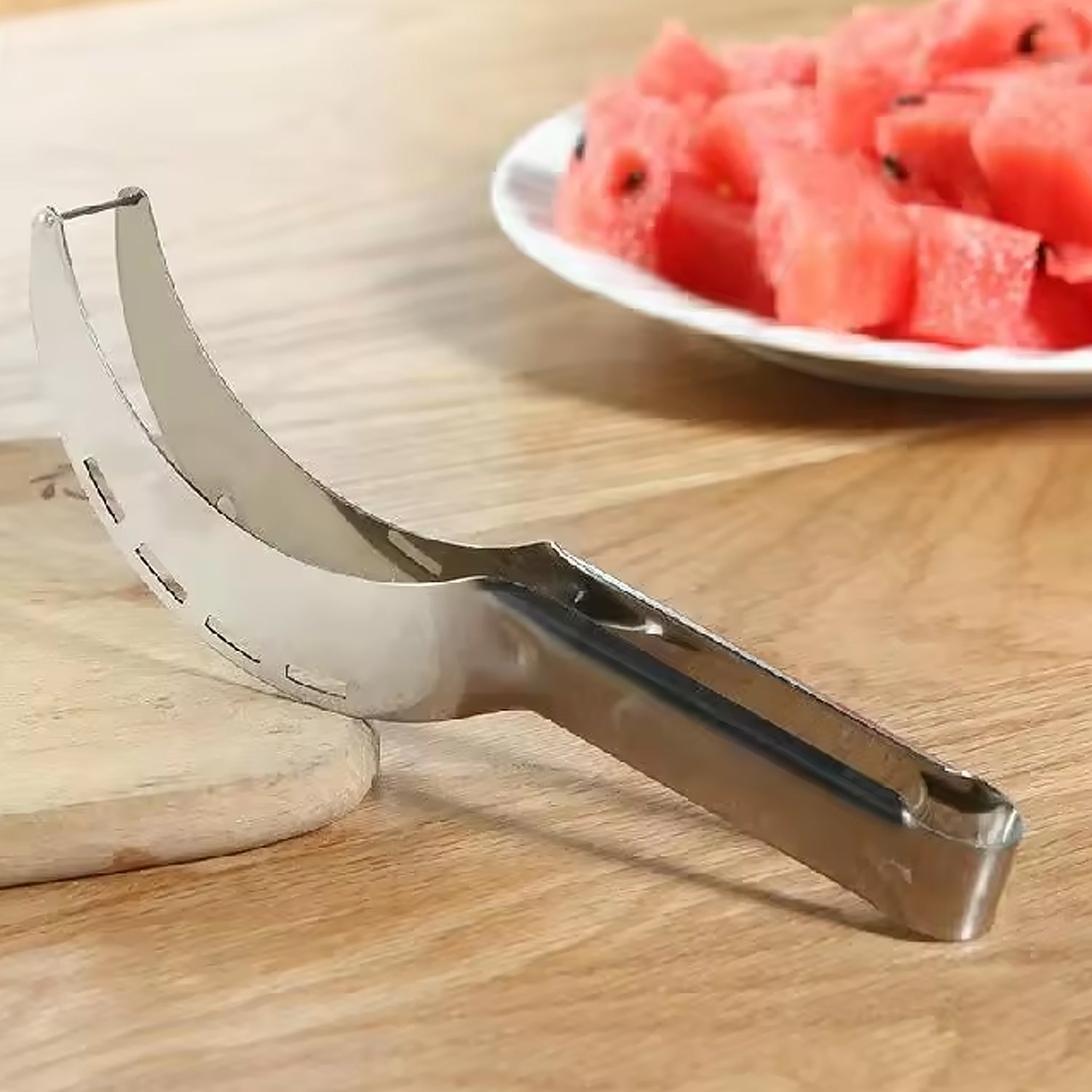 Wukusy 3-in-1 stainless steel watermelon and cantaloupe slicer knife with corer for fruit and vegetable preparation in the kitchen
