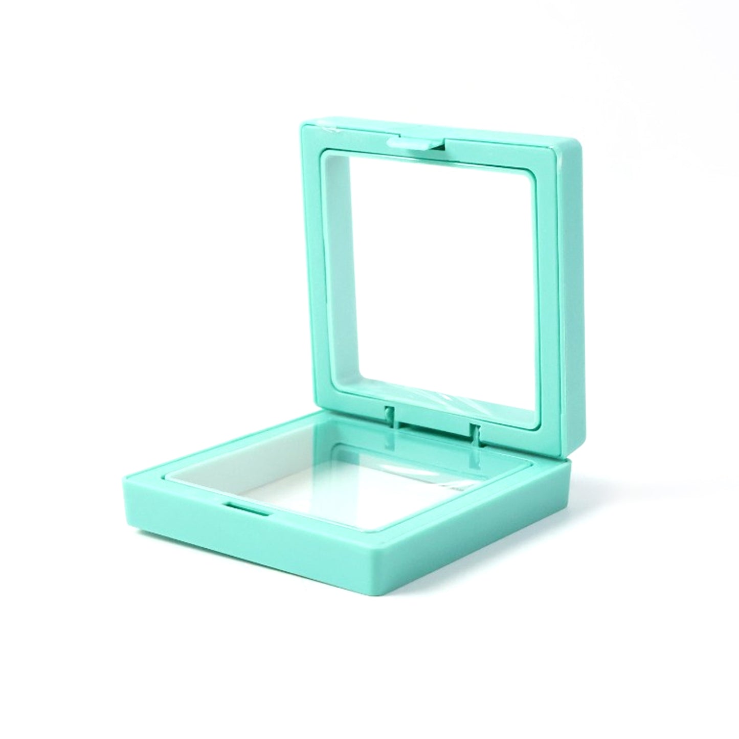 Wukusy transparent jewelry display box measuring 7x7 cm, showing a clear case for showcasing jewelry or small accessories.