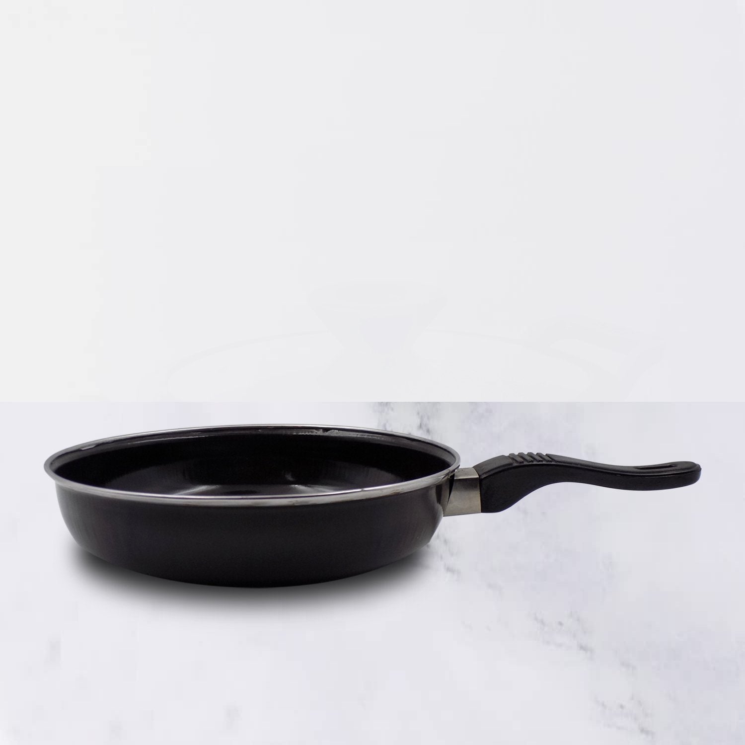 Wukusy 2524 induction base hard anodized tadka fry pan with nonstick coating for versatile kitchen cooking.