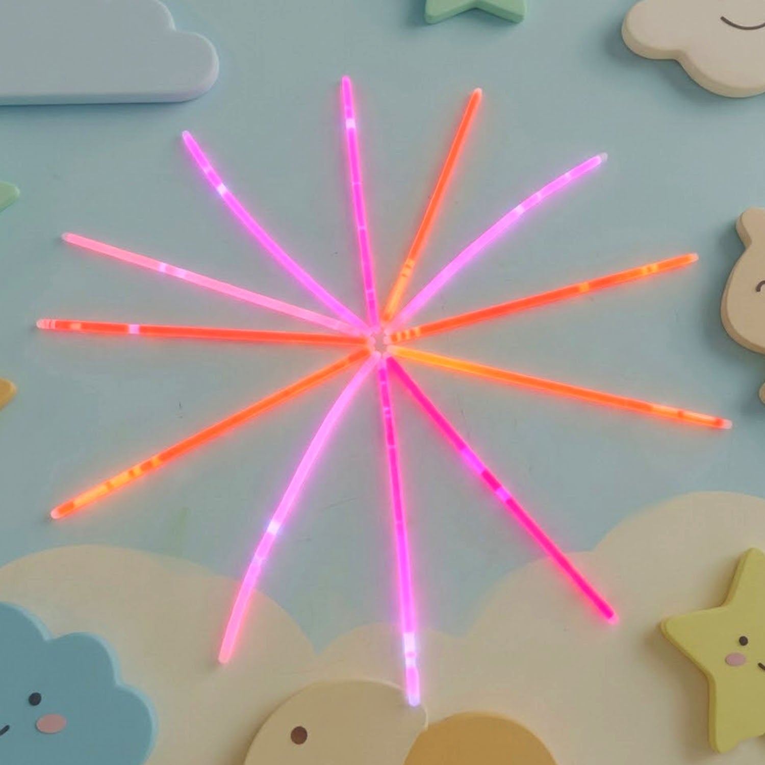 Wukusy Dark Glow Chakdol toy set with 13 glow sticks and spinning tops, perfect for glowing play and fun activities.
