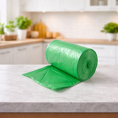 Green Wukusy heavy duty garbage bags roll with 50 large 50x60 cm bags, durable and suitable for heavy waste disposal.