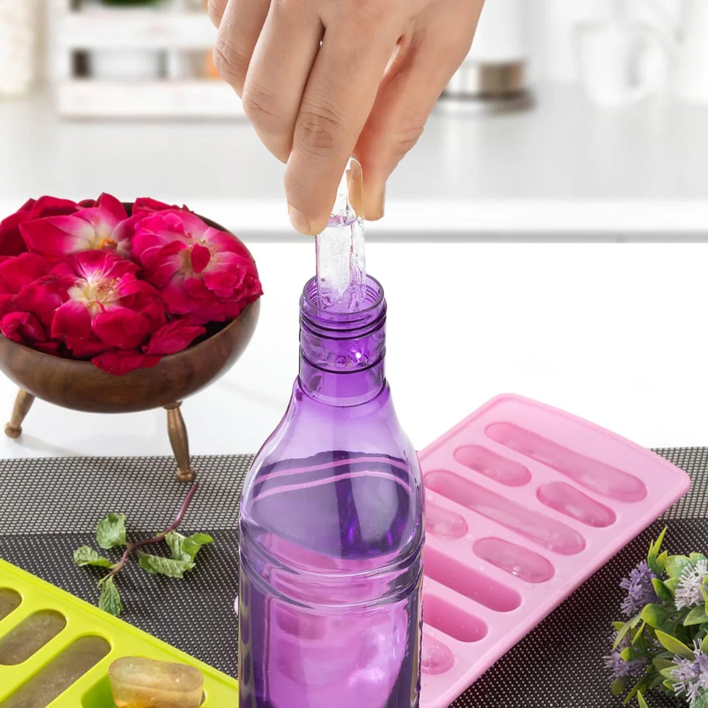 Wukusy 5612 fancy ice tray for household use, made of durable material, used for making ice cubes and other household purposes