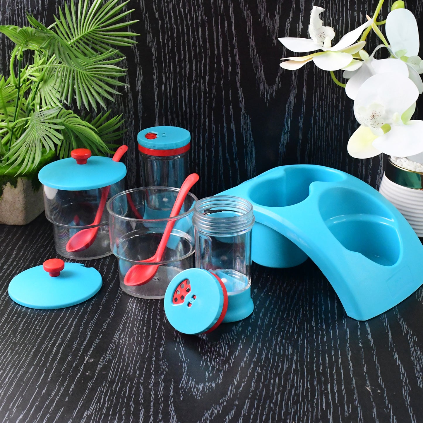 Wukusy Supermom 4x Pickle and Salt Pepper Storage Set with clear containers and black lids for kitchen organization.