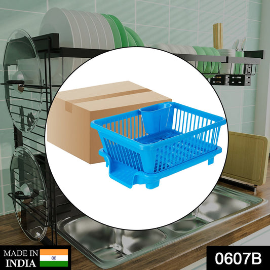 Wukusy plastic kitchen sink dish drainer drying rack with brown box, compact and practical for drying dishes and utensils.